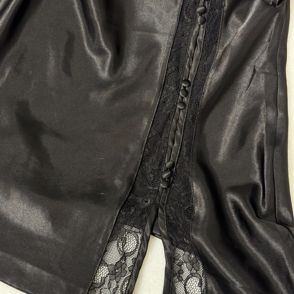 Fredrick’s of Hollywood slip - Picture 3 of 5